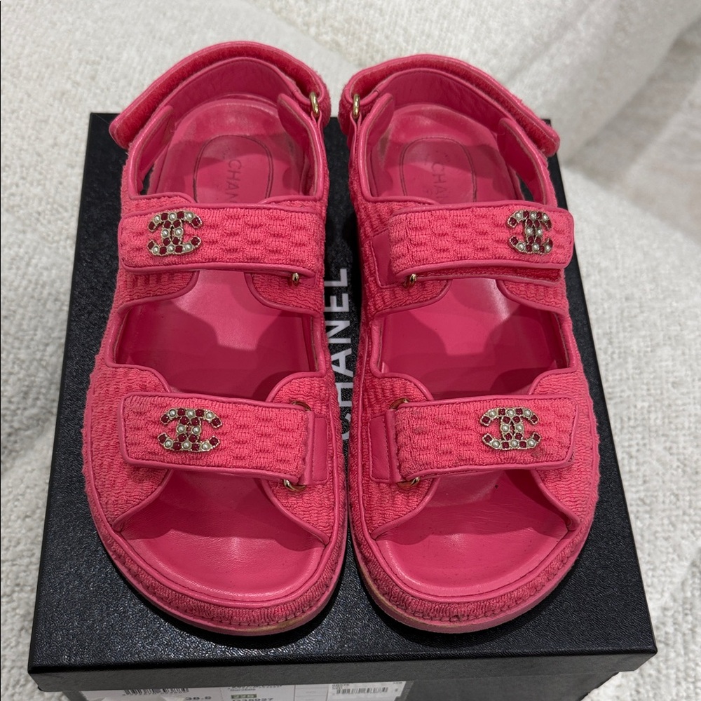 CHANEL Dads sandals